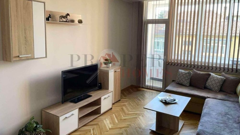 Дава под наем 2-стаен гр. Велико Търново - Център 78m²