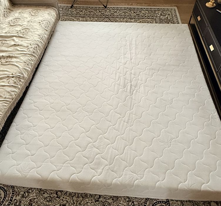 Срочно продам матрас!