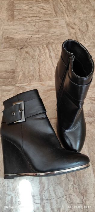 Обувки три чифта