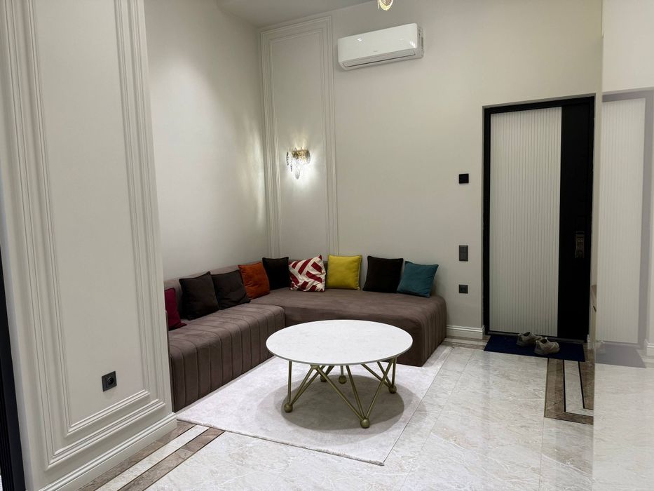 СРОЧО!ПРОДАЕТСЯ 2/7/9
НОВОСТРОЙКА 
ЖК Yunusabad Residence 
Юнусабадски
