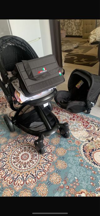 Продам коляску skillmax