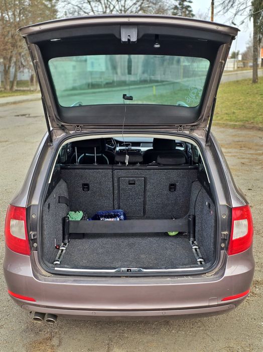 Skoda Superb Elegance 2012 | 2.0 TDI 170 CP | DSG | Keyless |