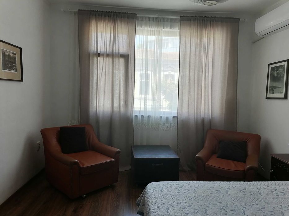 Дава се под наем Тристаен апартамент в Варна, Гръцка махала - 70 кв.м за 600 € - Снимка #10