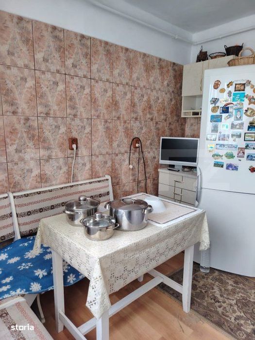 Apartament de vanzare, cu 2 camere, 47 mp, zona Radu Popescu