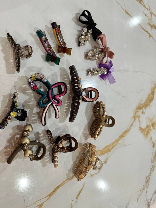 Заколки разные новые