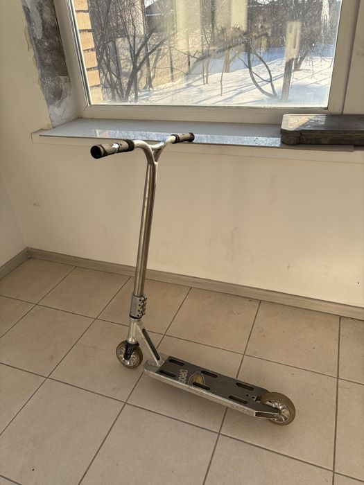 Трюковой самокат