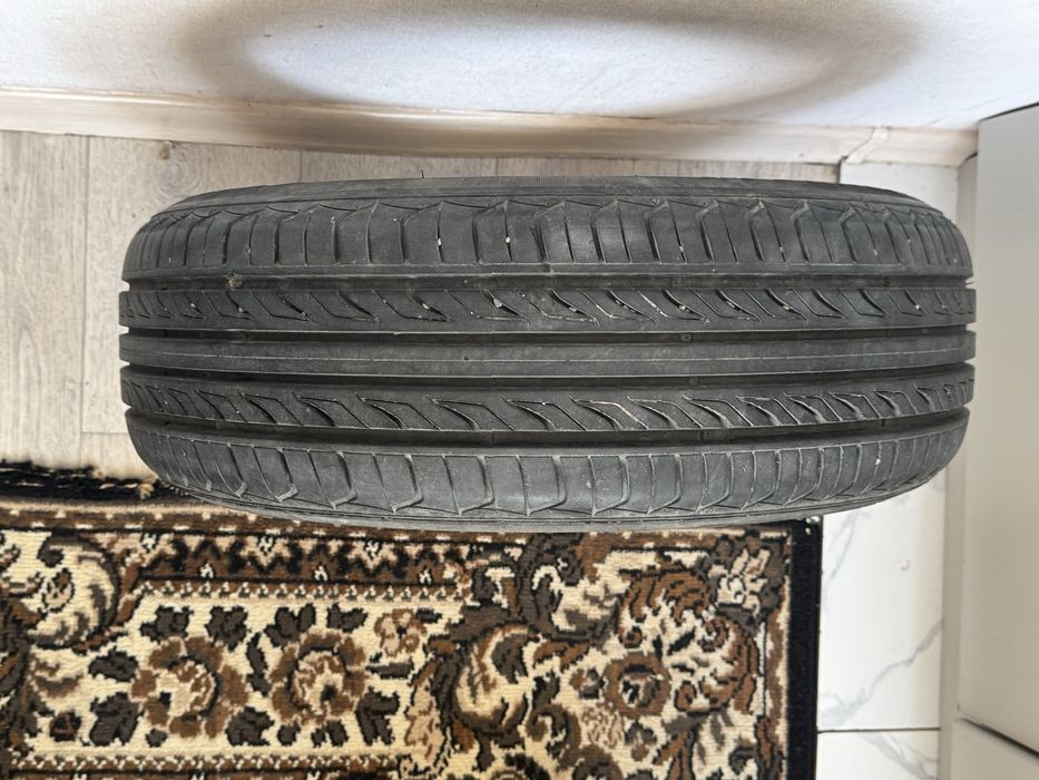 Продам шины 195/65R15