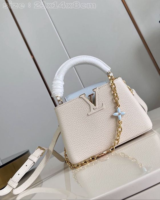 Geanta Louis Vuitton Capucines