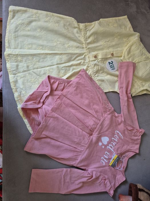 Hainute fetita diverite marimi