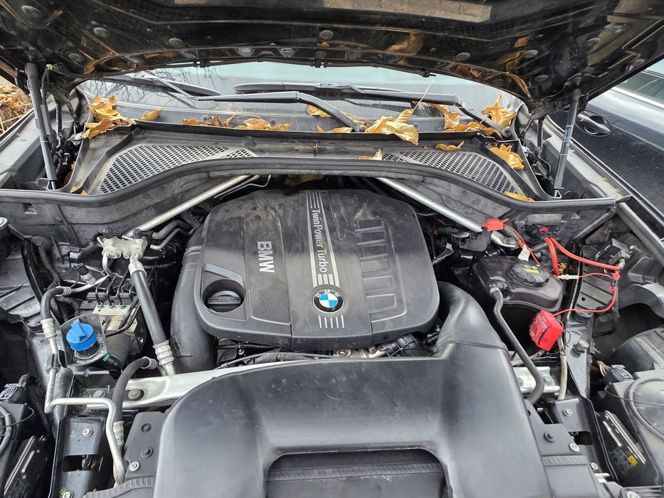Bmw x5 258hp първи собственик ,нови вериги,лизинг