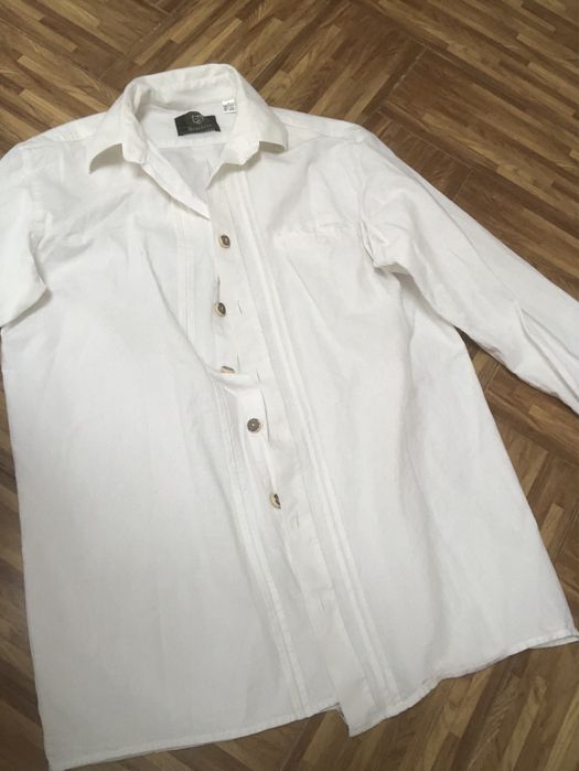 Camasa trachten noua