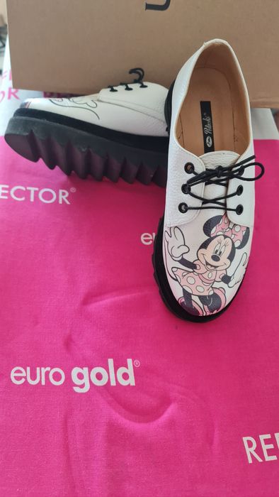 Pantofi piele naturala deosebiti