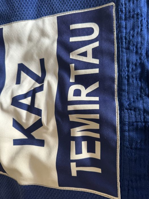 Продам Кимано для дзюдо