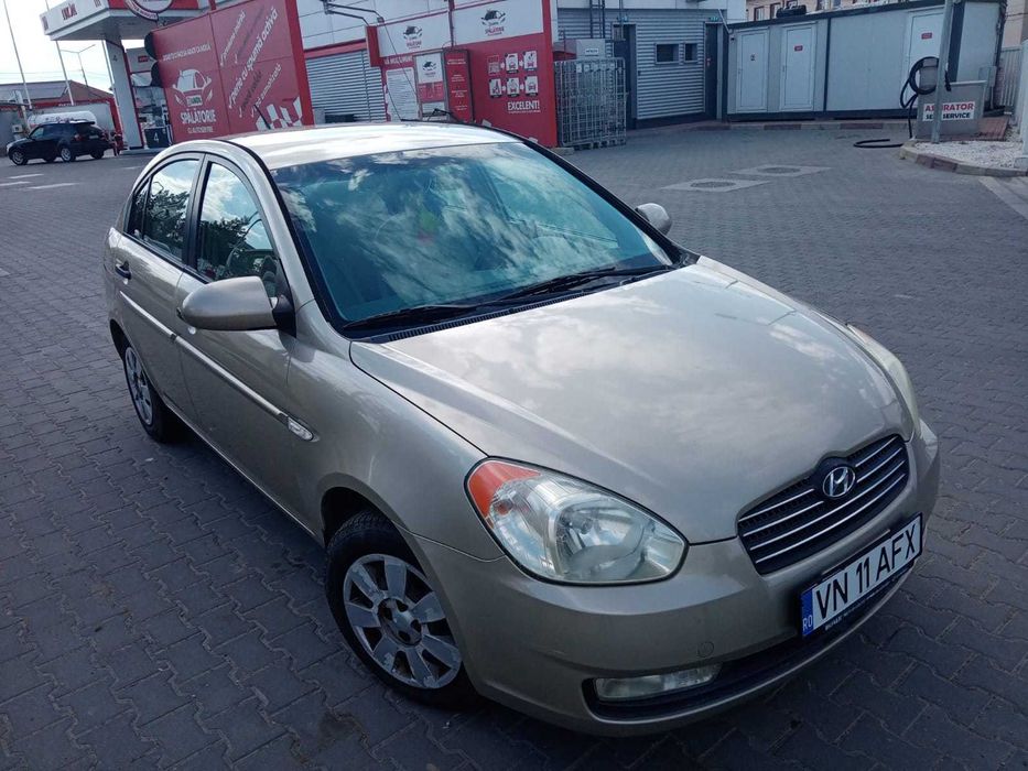 Vand Hyundai Accent, 2006, benzina, 1400 cmc, 150000 Km