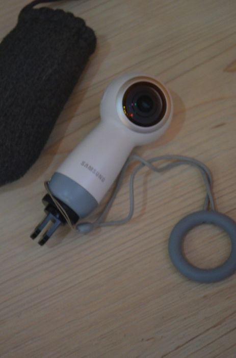 Камера Samsung gear 360