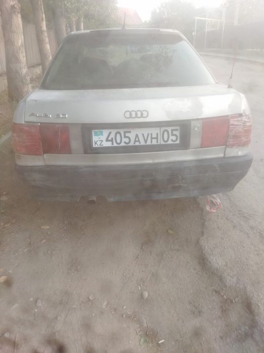 Ауди сатылады ,бағасы 300 000 саудасы бар ,кузорта жұмыстары бар