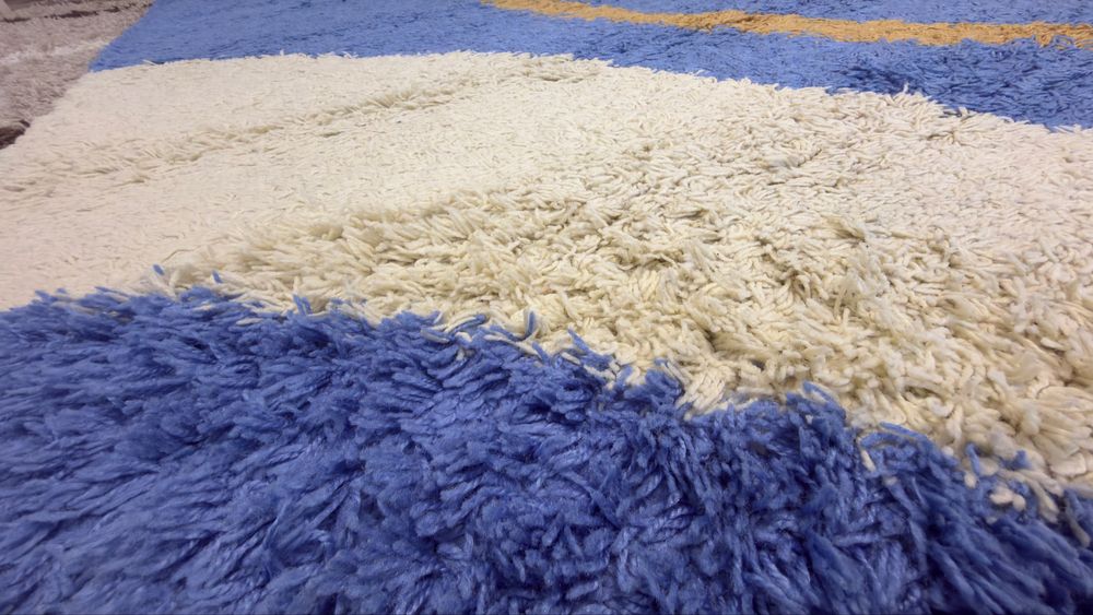 Продам ковёр 2*3