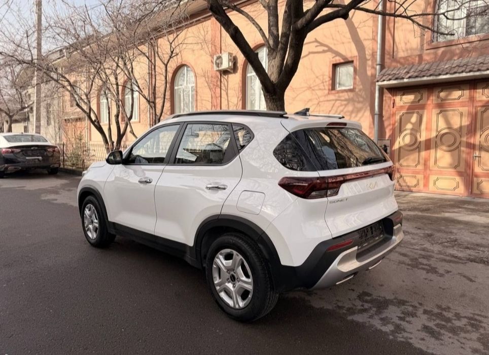 Kia Sonet 2 pozitsiya