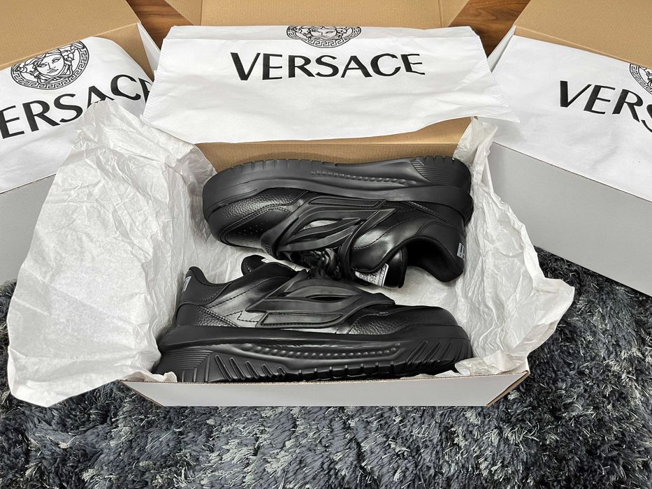 >- BEST PRICE -< Sneakers high top - adidași bărbați Versace Odissea Black trend vara 2026