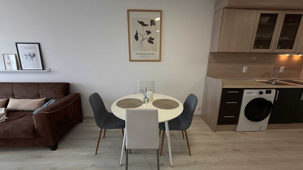 Продава се Двустаен апартамент в Поморие - 66 кв.м за 657 €/кв.м - Снимка #13