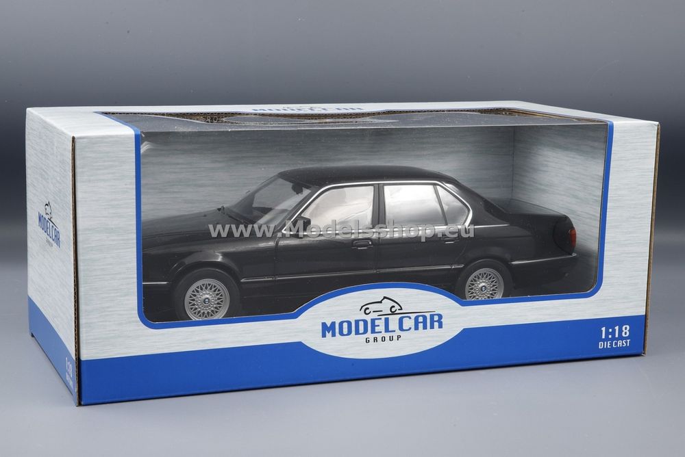 BMW E32  1:18  Model Car Group