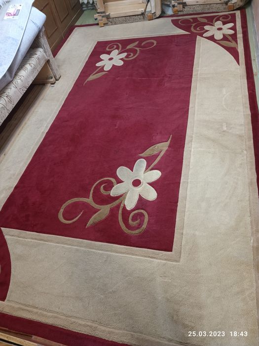Продается ковёр.