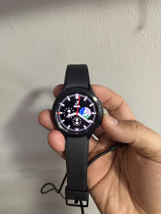 Samsung Galaxy Watch 4
