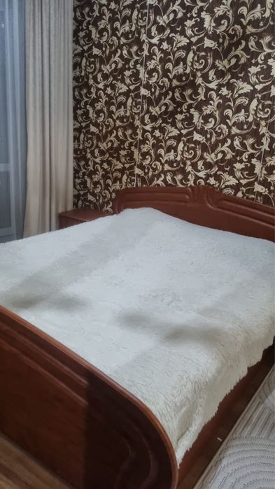 Продается спальный гарнитур