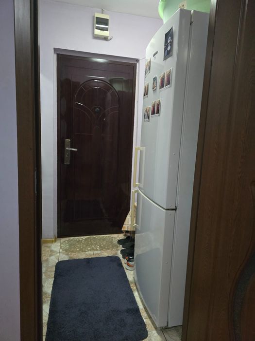 Vând garsonieră confort 1 situată în cartierul  HCC bloc G2 etajul 2