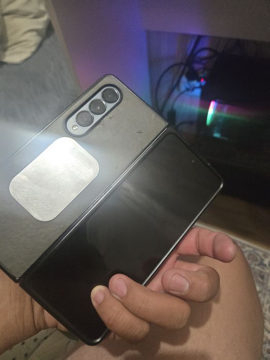 Samsung z fold 4