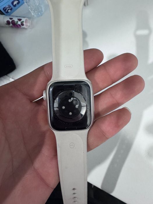 apple watch 8 серии