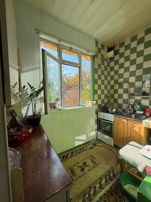 Продается Чиланзар-3  торговый центр 2/4/4