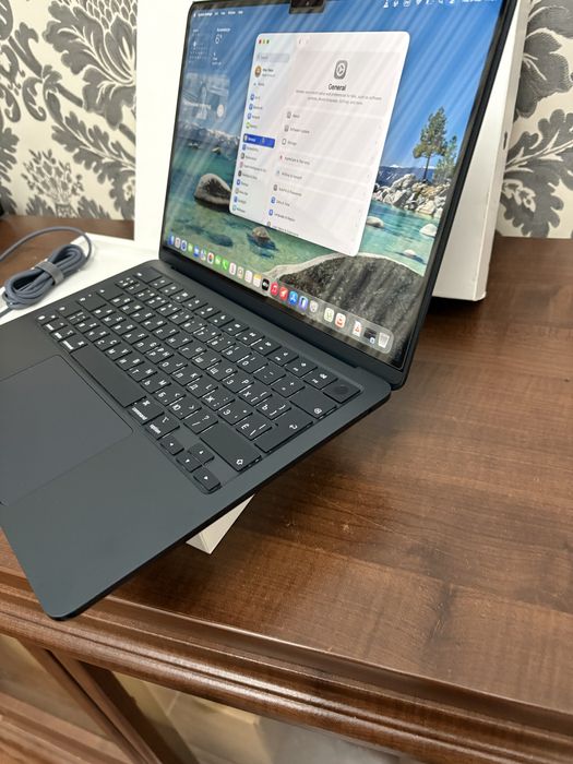 Macbook Air M2 256GB 95%