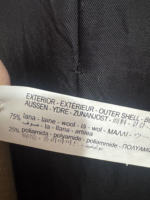 Palton bej camel Zara Manteco cambrat marimea M cu defect