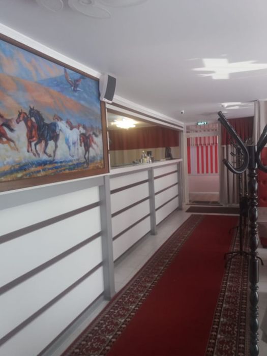 Мебель для кафе баров и ресторанов