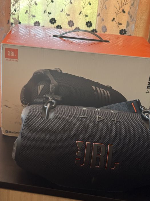 Jbl xtreme 4 почти не е ползвана