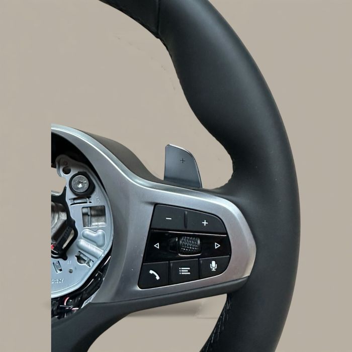 Bmw G20/G21/G22/G26/G01 M Спортен волан със подгрване