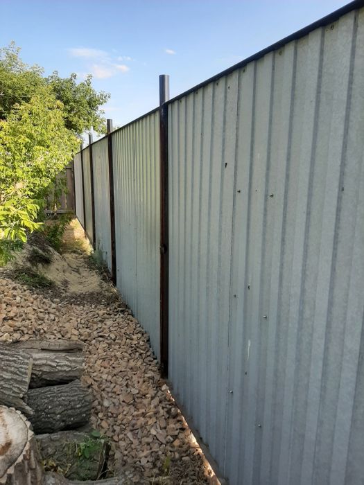 Продам забор из проф листа длина 20 м