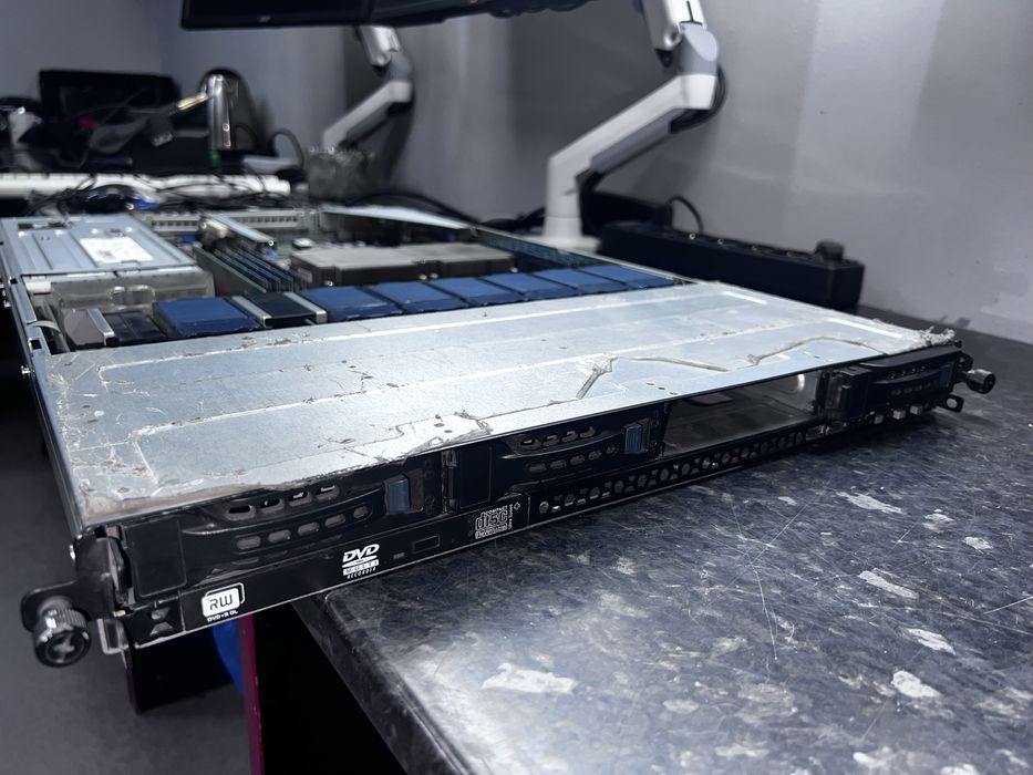 Сервер ASUS RS700-E6/ERS4, 1U, Xeon, 32 GB RAM