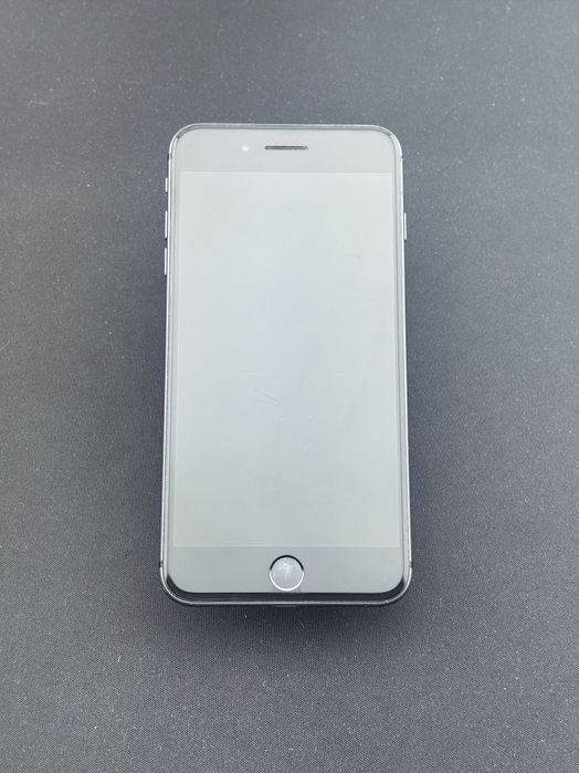 Apple iPhone 8 Plus 64 GB ID-qnu162