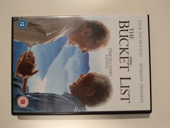 DVD-та - 'Банковият обир' и 'Ритни камбаната с финес'