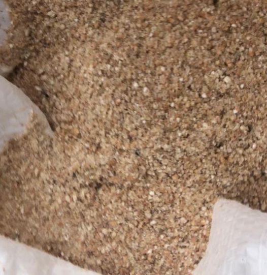 Porumb Boabe Grau Mazare Orz Tarata de grau intreg Malai furajer