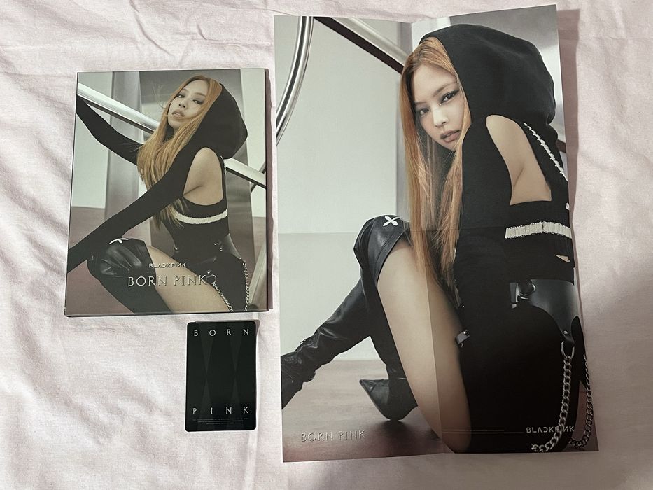 ТРИ К-поп  албума BLACKPINK