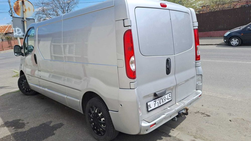 Renault trafic 2011 euro 5 varianta lunga.