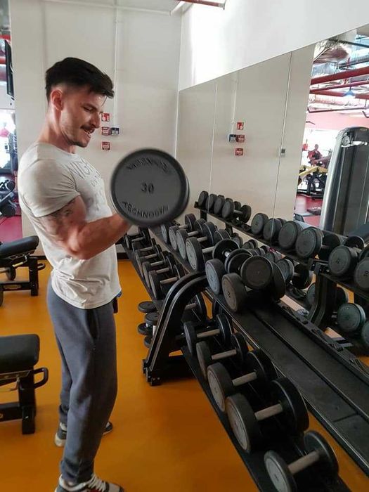 Vand dotari sala fitness