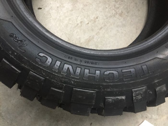 215 65 16 M/T Tehnic Tracker II (resapat) Off ROAD