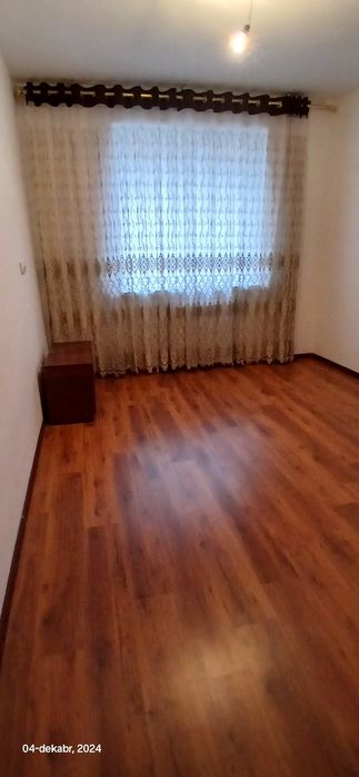 Pishgan gishtdan qurilgan yozda salqin qishda issiq