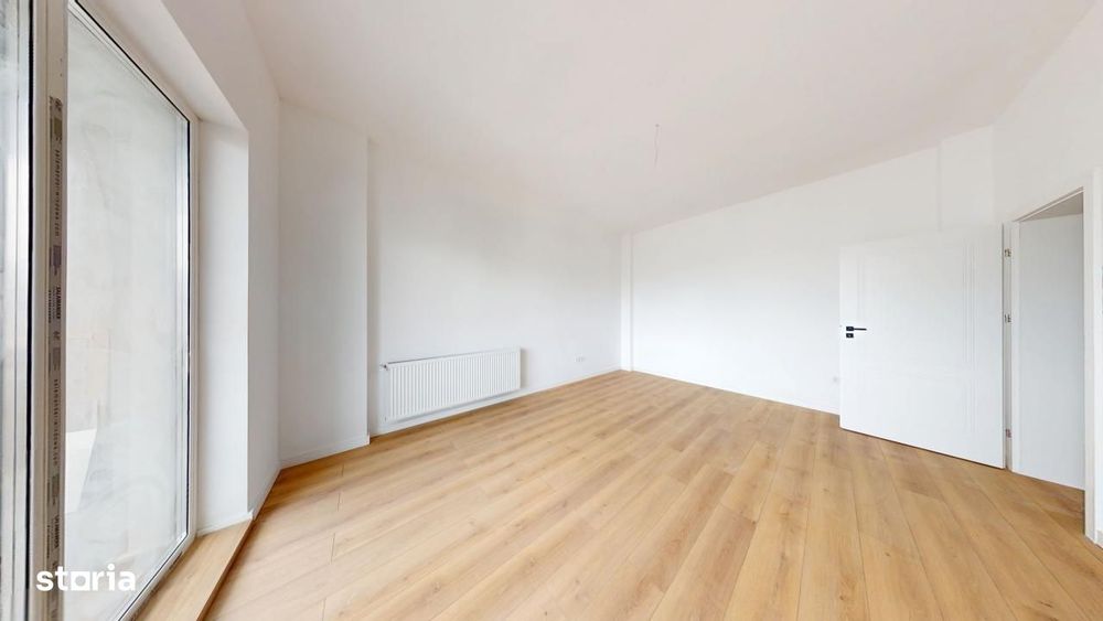 Ap decomandat, 2 camere si balcon , finisat la cheie — fotografia 1