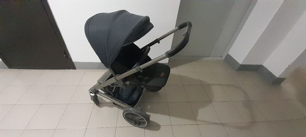 Продам коляску детскую