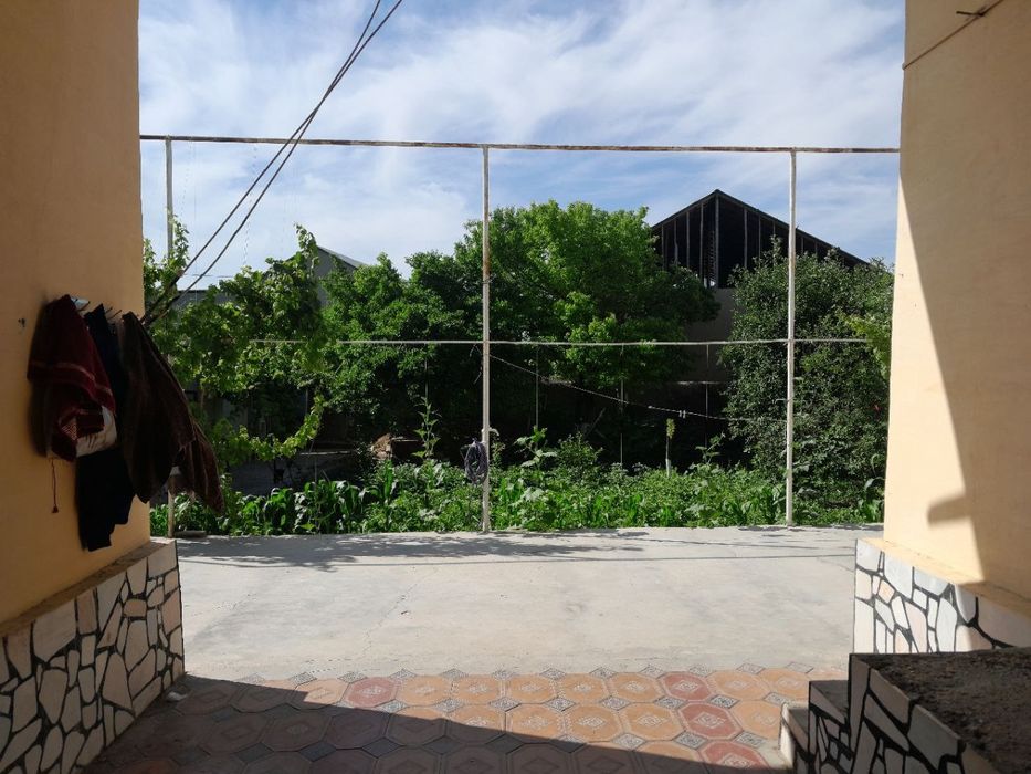 Срочно сотилади Кармана Аргун стоп маркетдан утилади Янги Арик МФЙ 259